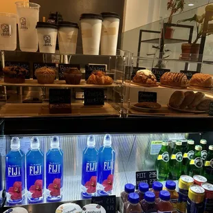 Shows all the food options!!