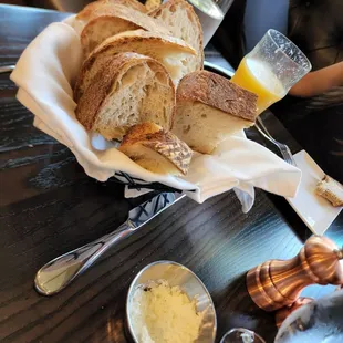 Bread Service