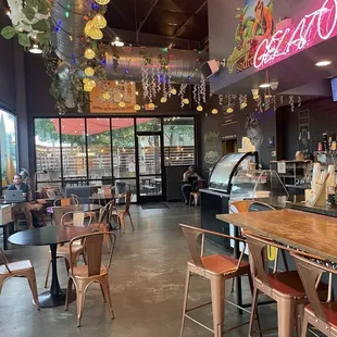 interior, tacos