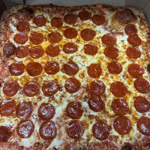 Square 16x16 Pizzas