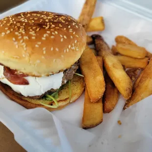 I bag to come back for another lamb burger..yummm!