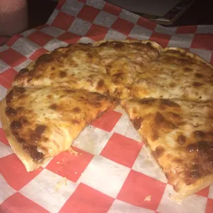 Cheese pizza