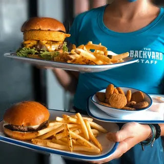 Classic Cheeseburger