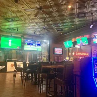 Clean local casino, they brew their own beer! Would like to come back tomorrow try a flight sampler.