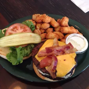 This burger looks great and tastes better!!