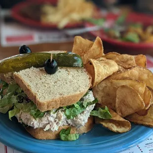 Albacore tuna with pecans sandwich, side of house made chips