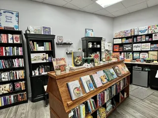MacArthur Books