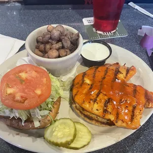 Buffalo chicken sandwich and sautéed mushrooms