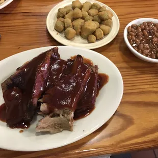 Rib plate with fried okra and baked beans