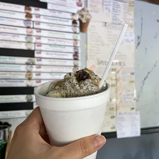 This is a small size of the Z Swirl, vanilla soft serve with Oreo cookies and peanut butter drizzle.