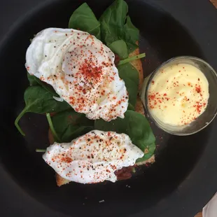 Eggs Benedict