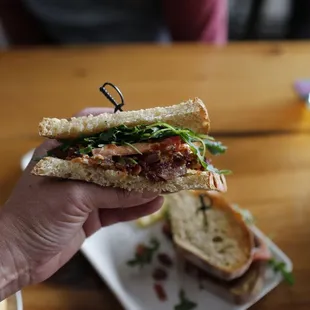 The Boss's AKA husbands order, The BLT. He was looking for a light lunch, not pictured- the Frontside IPA from 12 West Brewing, 7.5% abv.
