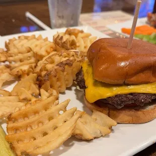 Classic Burger with waffle fries