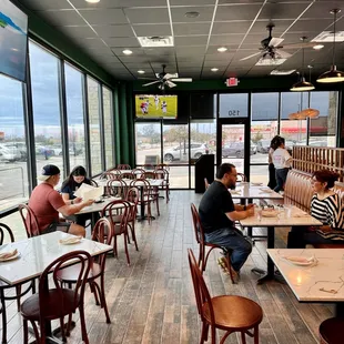 Interior seating window area