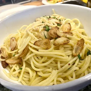 I opted for a side of Aglio e Olio with the pork chop, again, a huge serving.