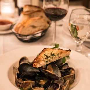 Highly raved about appetizer, Cozze E Vongole