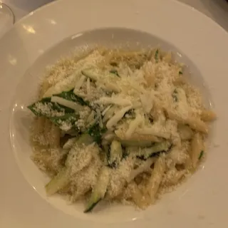 Penne Zucchini e Pecorino