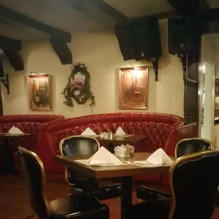 sushi and sashimi, interior