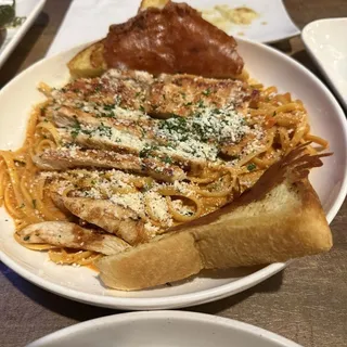 Spicy Diabla Linguini Jumbo Shrimp Pasta