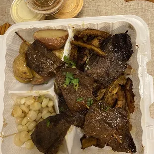 Anticucho carretillero, muy rico