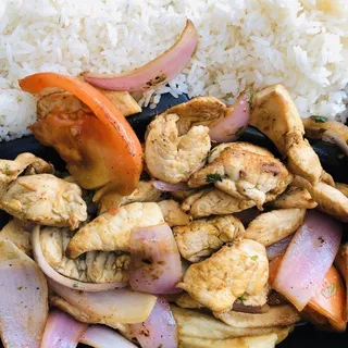 Pollo Saltado