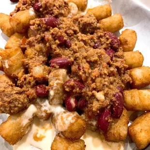Wagu chili cheese tots