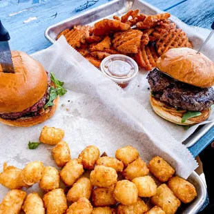 Jammin GOAT, the beast, tots