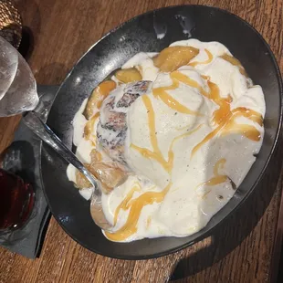 Apple crisp dessert with a cinnamon roll base.