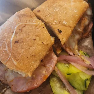 Cuban sandwich