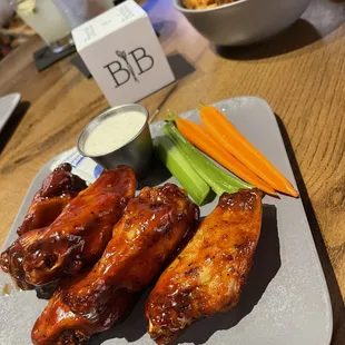 B&amp;B CHICKEN WINGS - spicy bourbon glaze, celery &amp; carrots