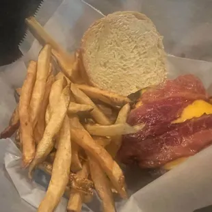 Bacon cheeseburger