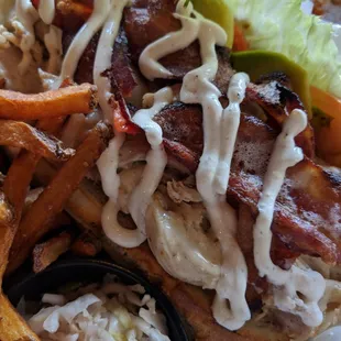 Smoked Chicken and Bacon Pizza