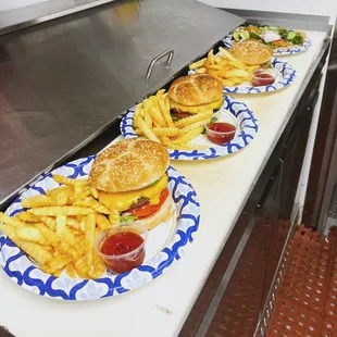 Hambugers made to order