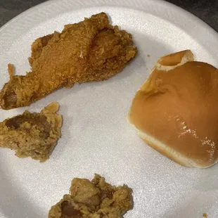 Chicken, fried gizzards and roll