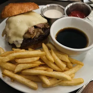Prime Rib Burger