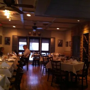 Galley Dining room very cizy