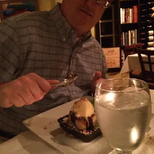 Chocolate sticky bun