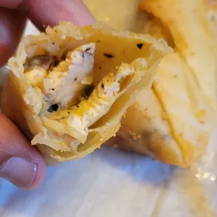 Pollo Picante Eggroll