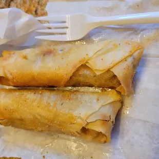 Pollo Picante Egg Rolls