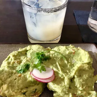 Traditional Smashed Guacamole