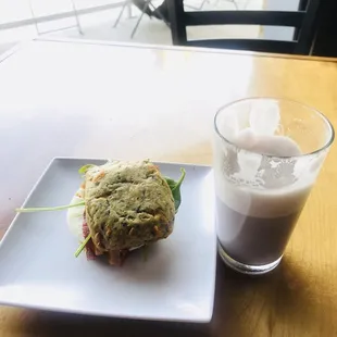 A joyful work lunch!