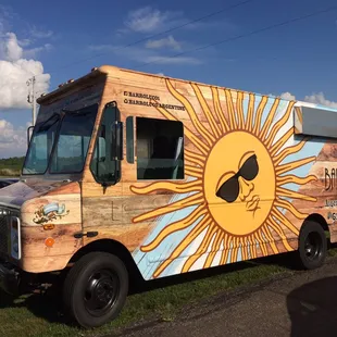 We, at Barroluco are proud to be serving you from our new food truck. Don&apos;t forget to come and take your selfies with our truck!!