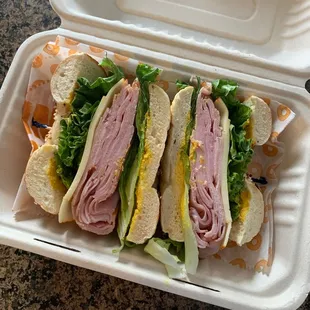 Bagel sandwich