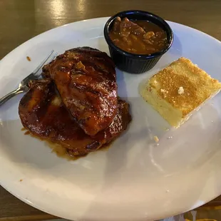 Texas BBQ with cornbread and baked beans. Mmmmmm