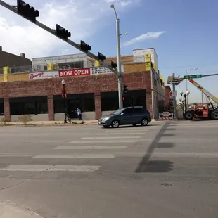 a view of a street corner