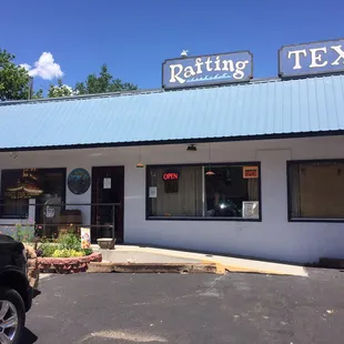 Front of the resturant