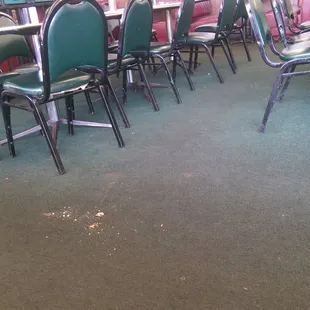 Dirty floor despite no one in the place