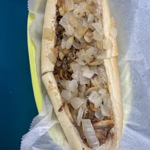 mushroom cheese steak with grilled onions