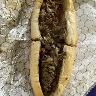 SOUTH PHILLY CHEESESTEAK (BEEF)