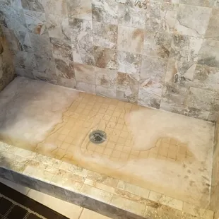 Shower in the pirate room